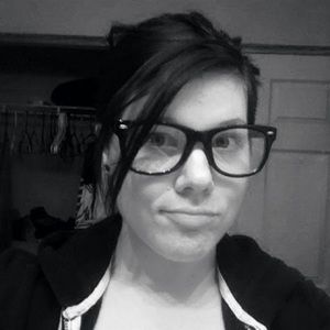 Meet your Posher, Holly